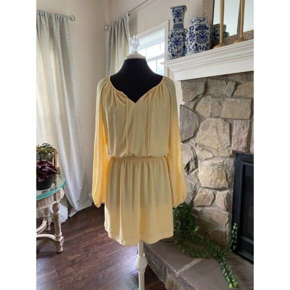 Dresses & Skirts - Yellow White House Black Market Dress (Size 2)